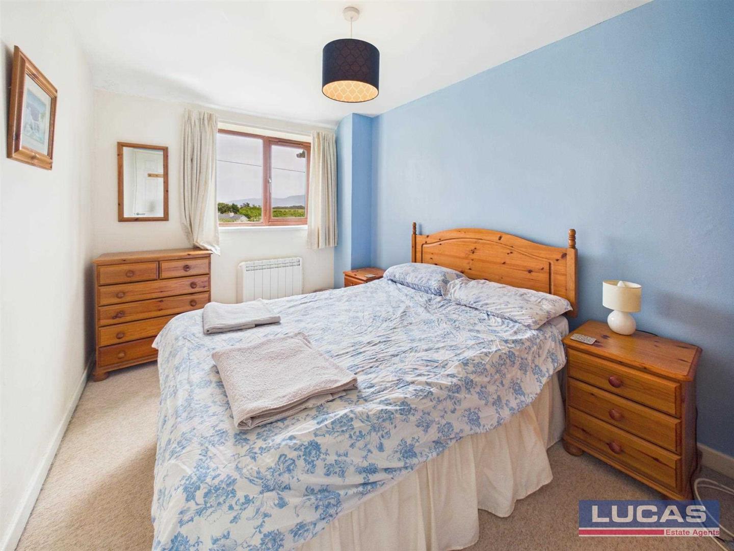 Pentre Bolion, Llanddona